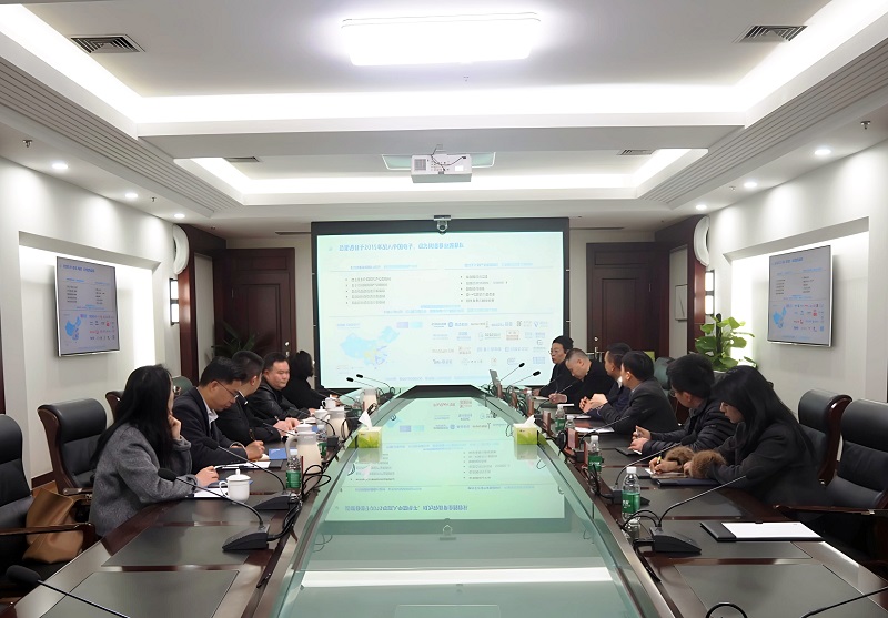 校企交流.jpg 校企交流.jpg